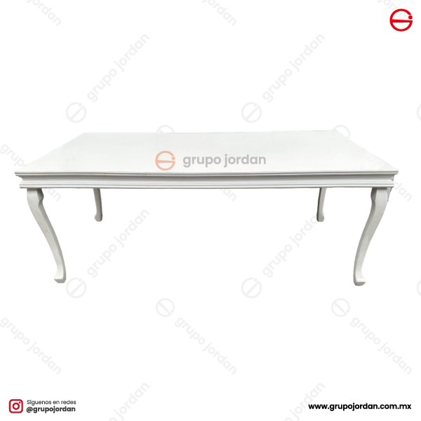 Mesa rectangular de madera blanca